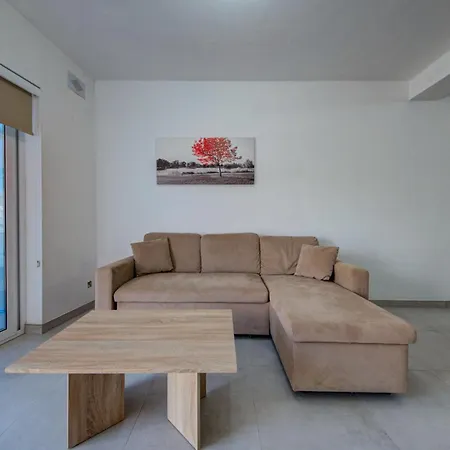 Marsascala Seafront - Private Terrace & Views *